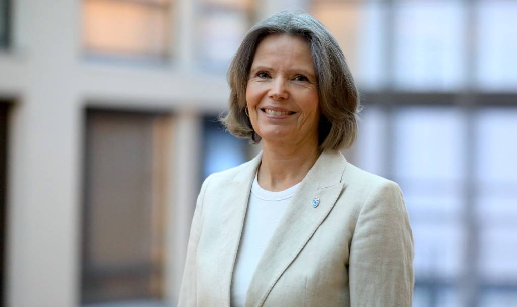 Portrett av Camilla Mathisen, fung. direktør i direktør i Forsvarsbygg