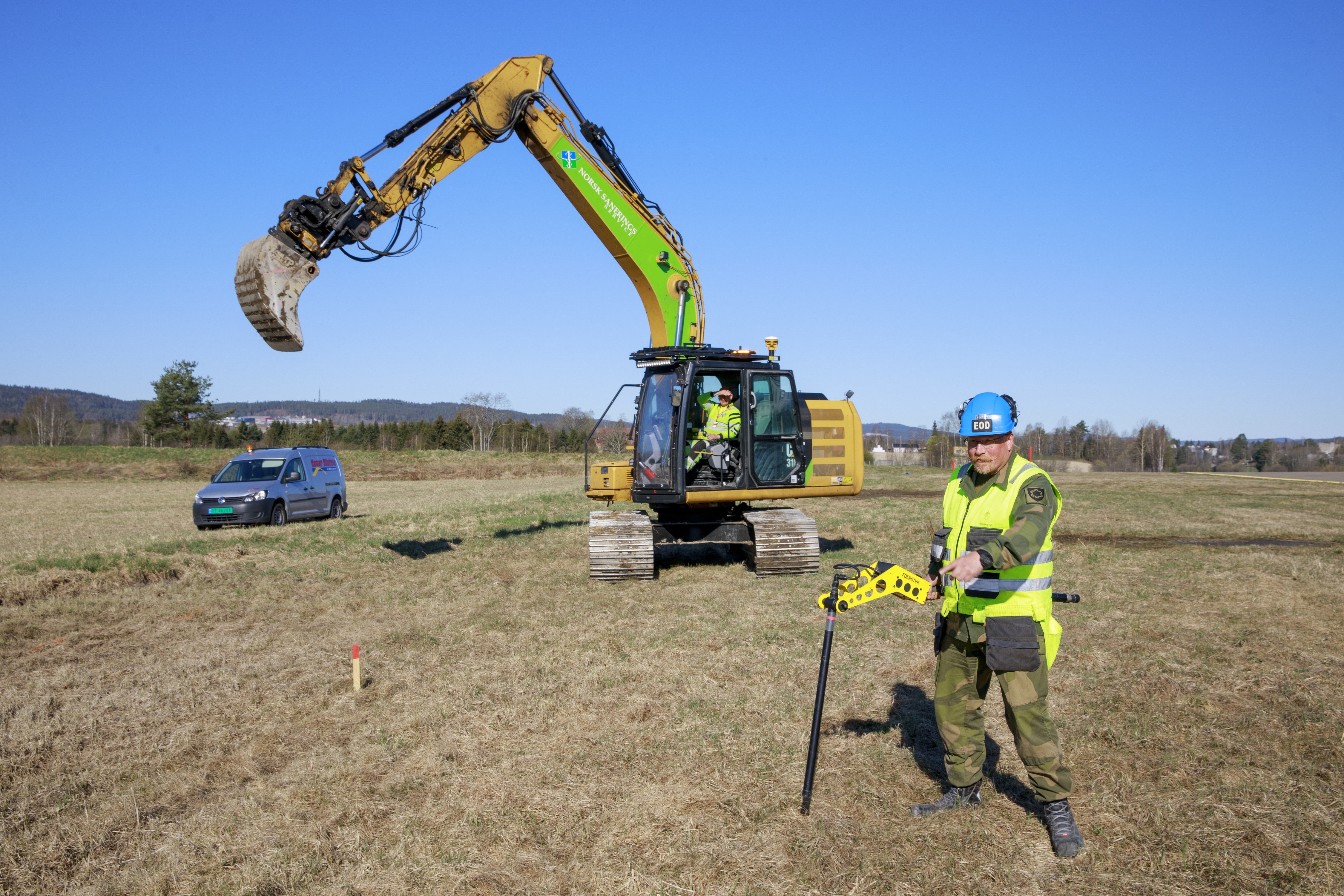 EOD Frank Robert Pettersen jobber med kartlegging våren 2020